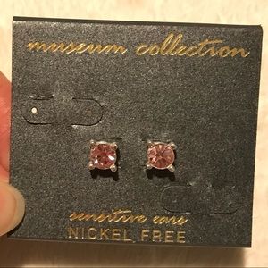 Museum Collection pink earrings, NWT, sensitive